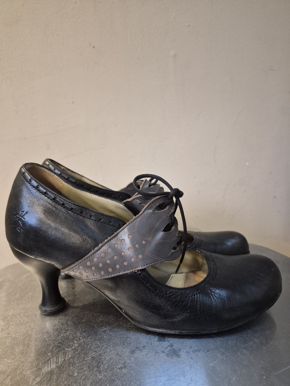 John Fluevog Bellevue Molly Johnson - Picture 2 of 8